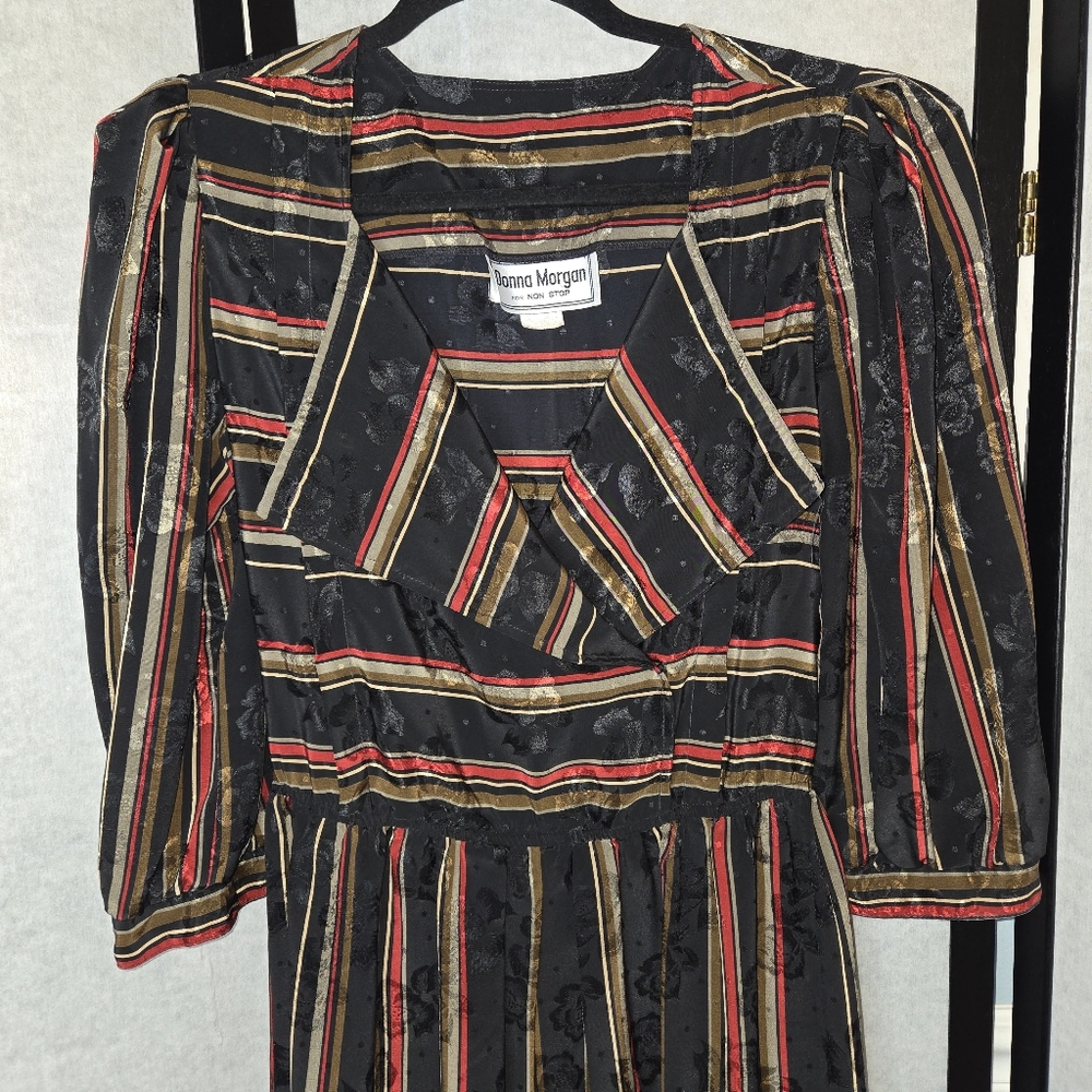 Vintage Black Red Gold Striped Floral Embossed Midi Medium Dress Union Made - Picture 3 of 10